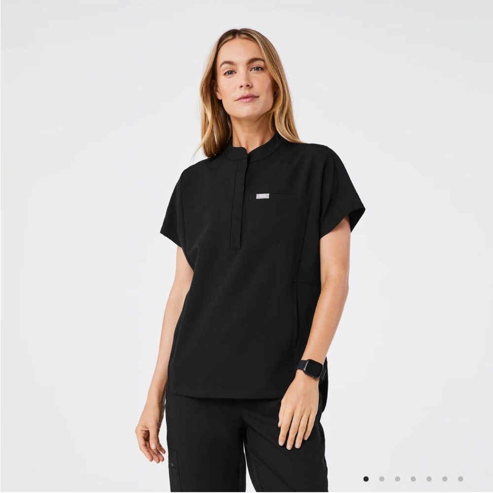 Sm. Figs Montex Oversized Scrub Top